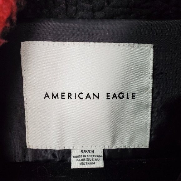 American Eagle Sweater Womens Small Red Black Buffalo Plaid Sherpa Fleece Casual - Picture 5 of 11
